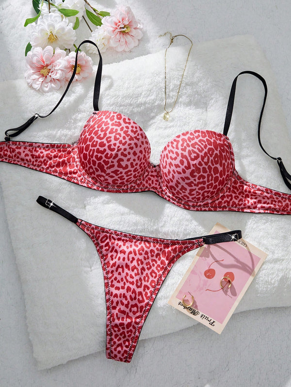 Hunt Me Down Bra & Panty Lingerie Set image 1